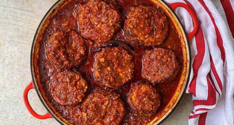 מפרום חצילים וברמונדי ישראלי ברוטב חריימה