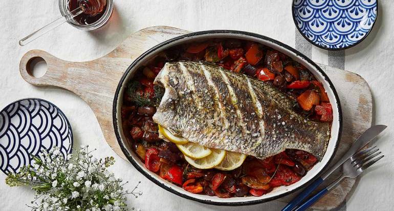 דגים בתנור בסגנון יווני