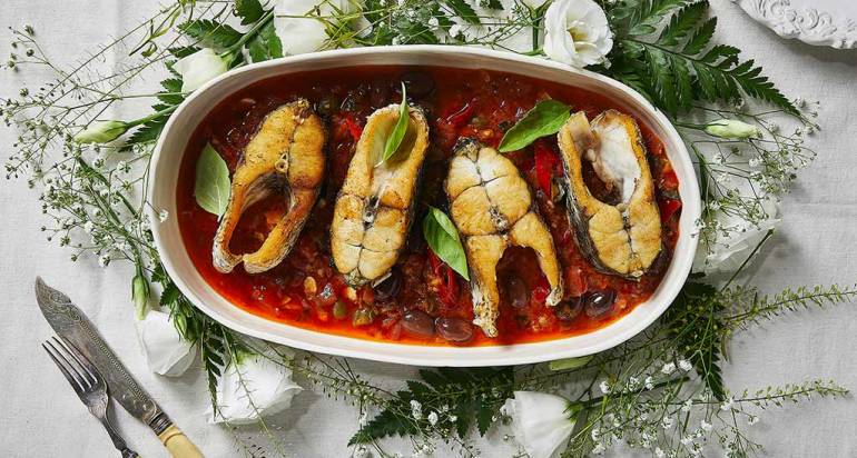 סטייק ברמונדי ברוטב פוטנסקה מדרום איטליה