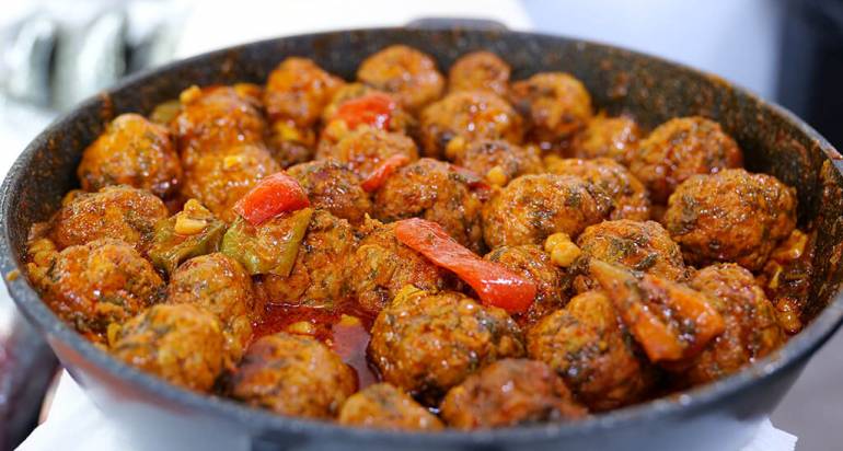 קציצות ברמונדי ישראלי ברוטב חריף